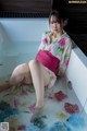 Mitsuki Goronzoku ゴロン族美月, フェチグラビア写真集 「Translucent」 Set.03 P5 No.8fcf40