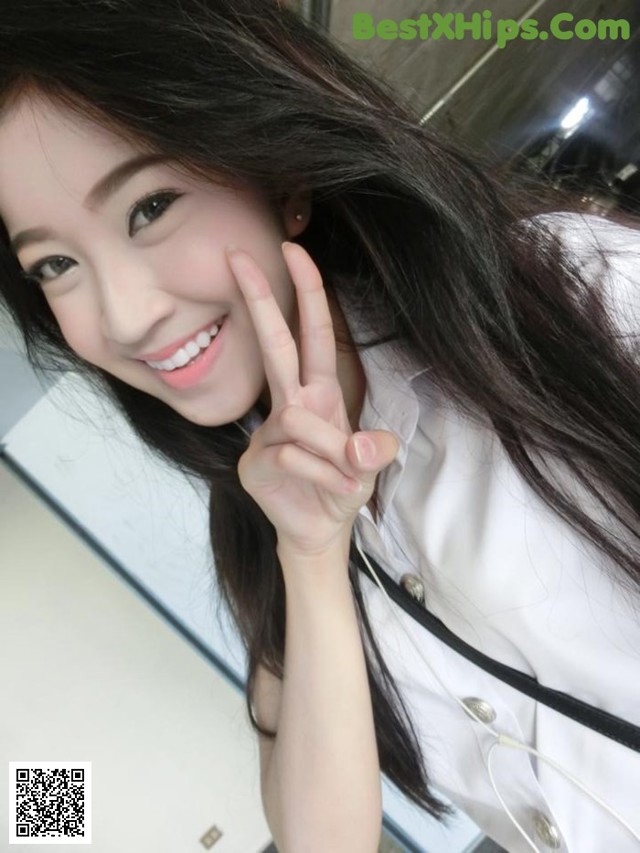 Pravewan Singhato, a beautiful and hot Thai student (527 photos)